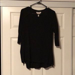Black 3/4 sleeve Jessica Simpson nursing shirt.